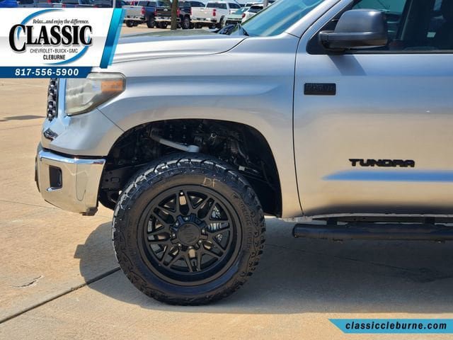 Used 2021 Toyota Tundra SR5 w/ SR5 Upgrade Package AWD/4WD image 11