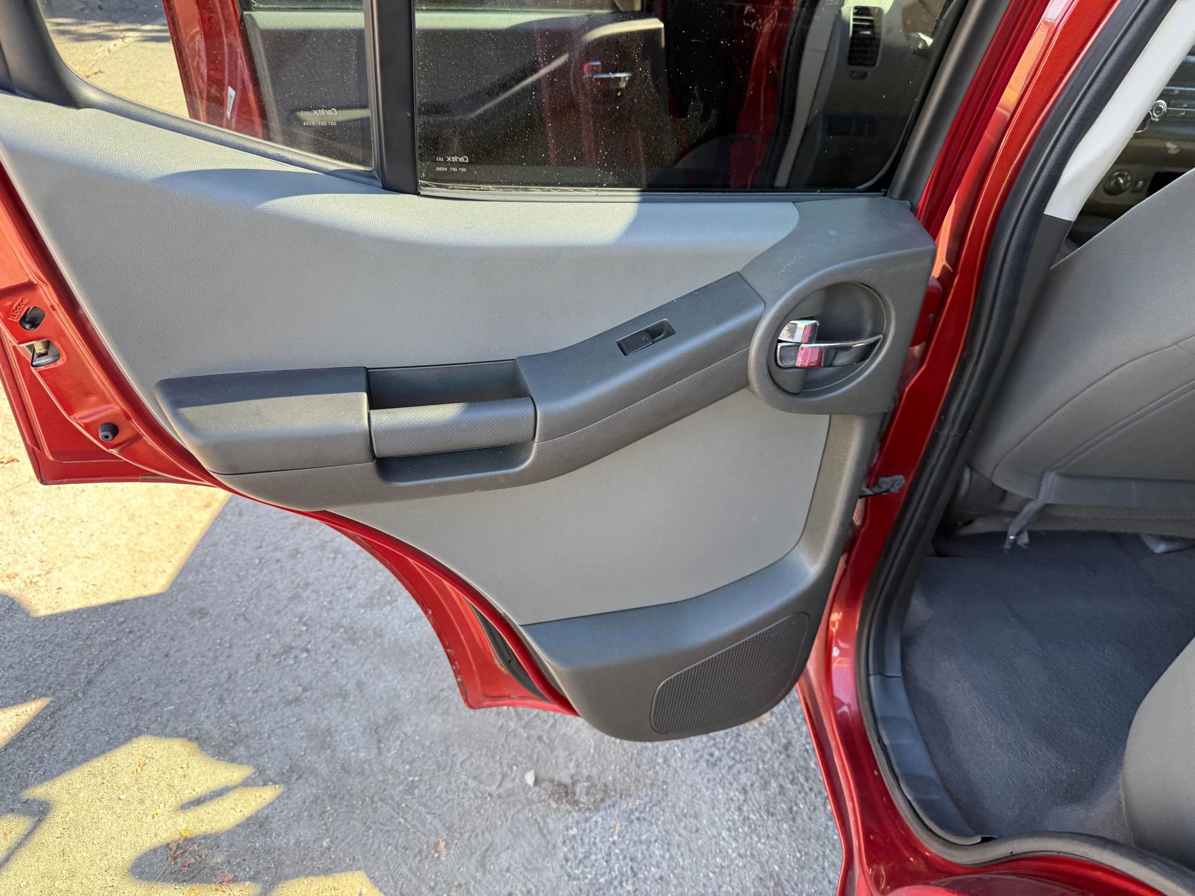 Used 2014 Nissan Xterra X image 23