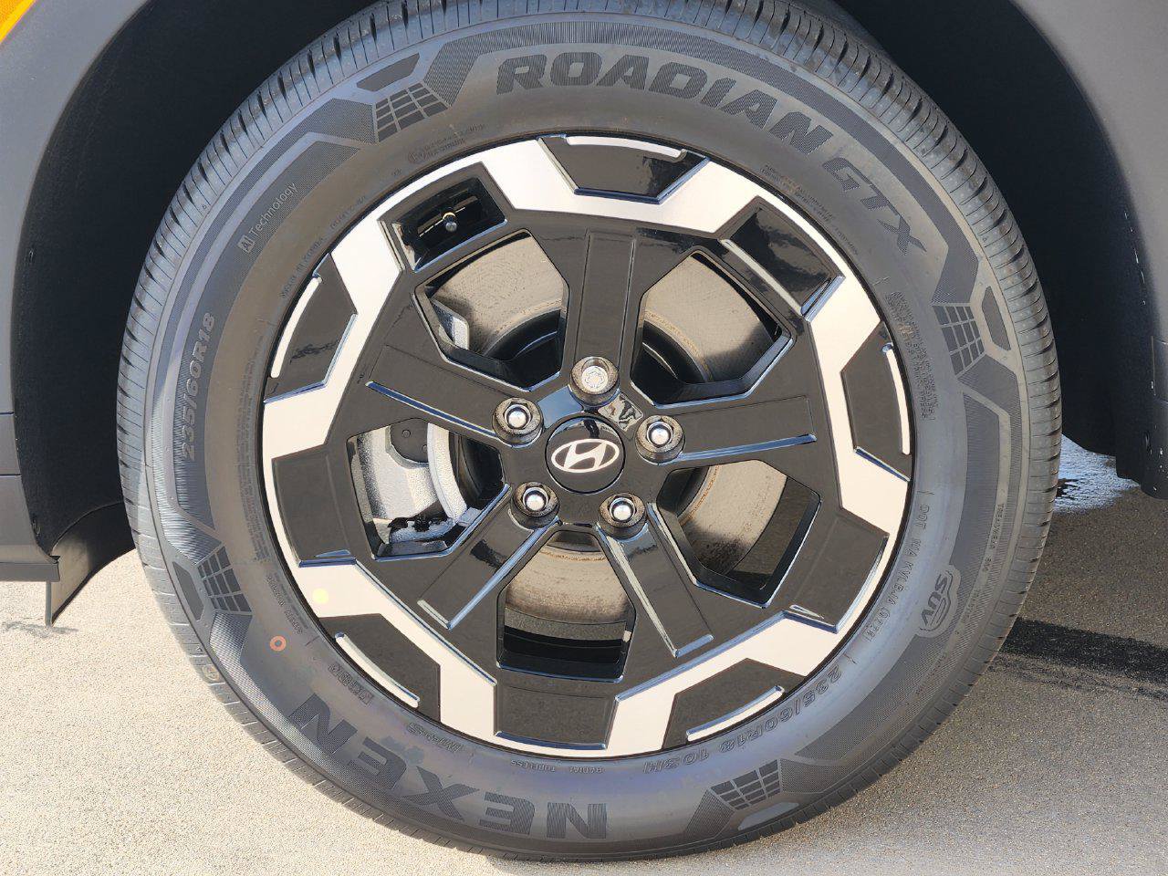 New 2026 Hyundai Santa Fe SEL FWD image 7