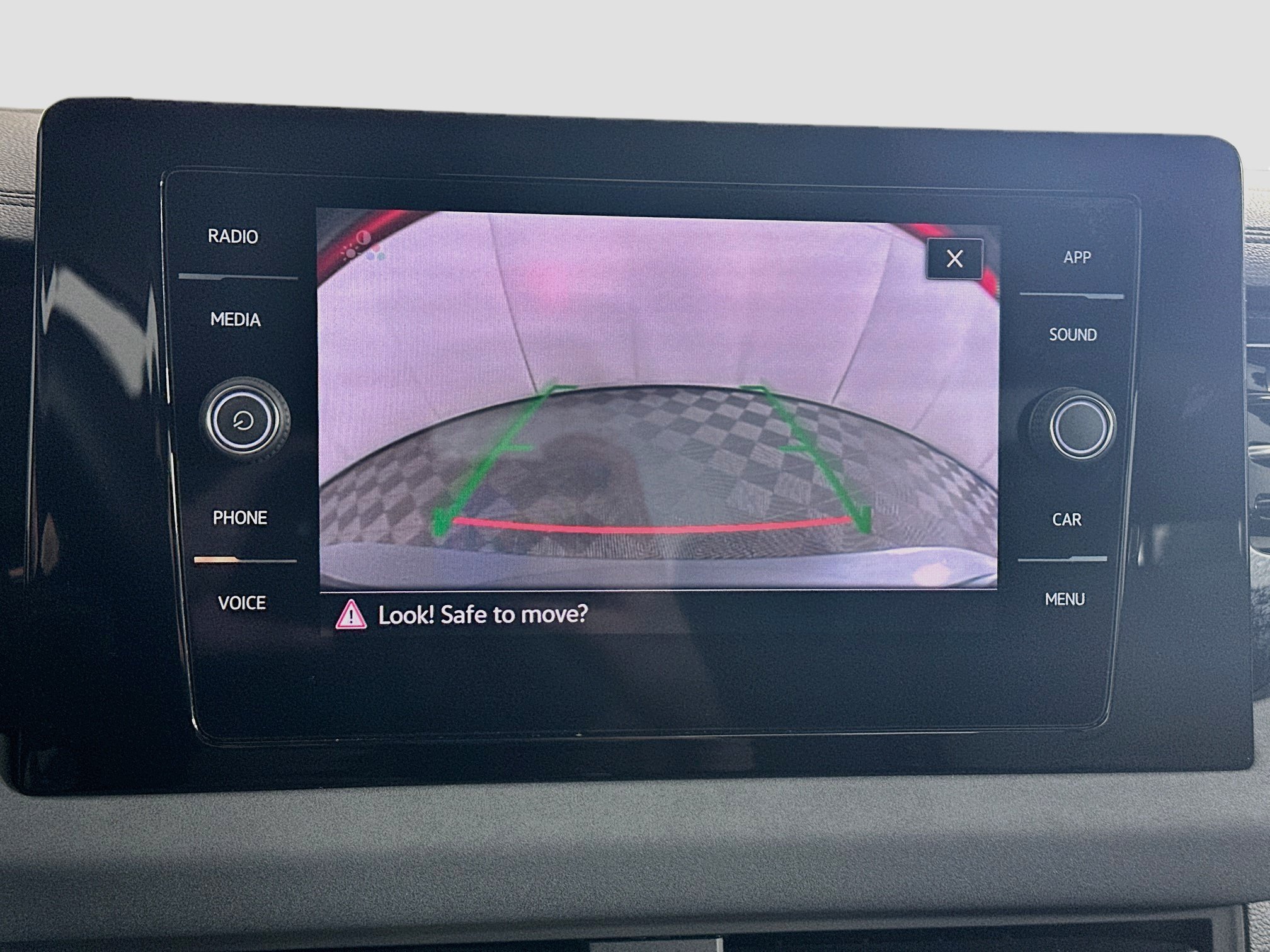 Used 2025 Volkswagen Jetta SE FWD image 22