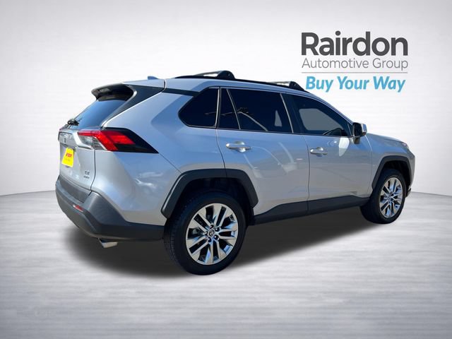 Used 2019 Toyota RAV4 LE w/ All Weather Liner Package AWD/4WD image 7