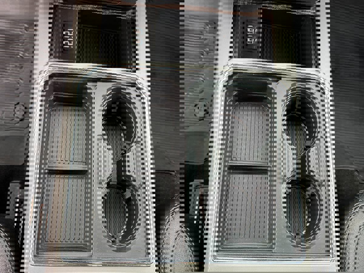 Used 2017 Ford F350 Lariat w/ Lariat Ultimate Package image 19