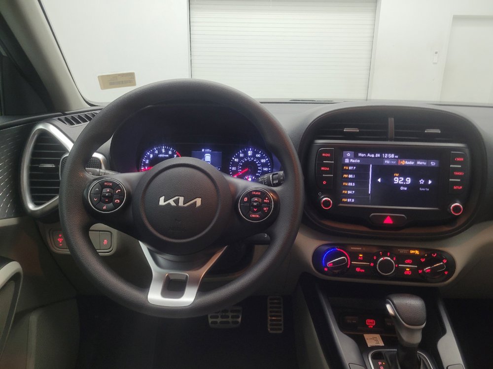 Used 2022 Kia Soul LX w/ Technology Package FWD image 22