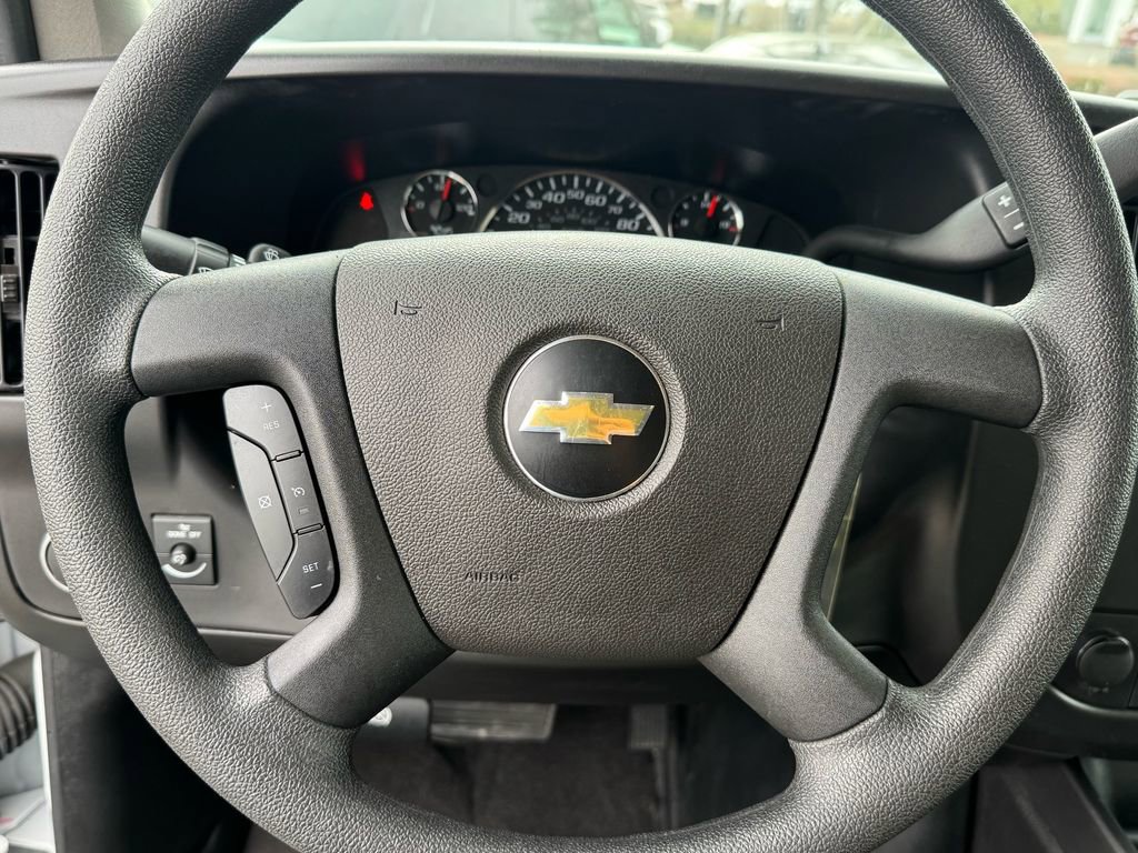 Used 2024 Chevrolet Express 3500 LT w/ LT Preferred Equipment Group RWD image 23