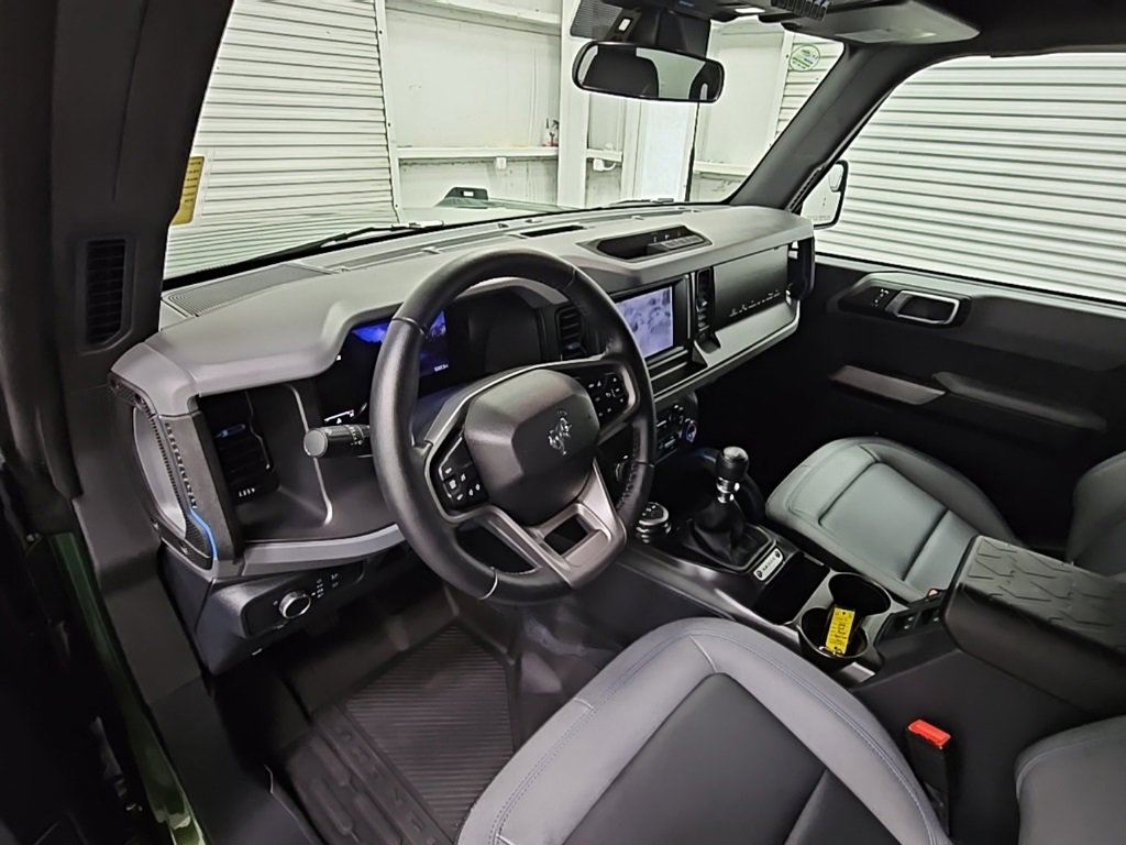 Used 2022 Ford Bronco Black Diamond image 11
