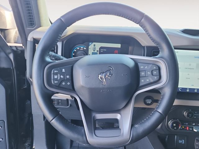 Used 2023 Ford Bronco Wildtrak image 17