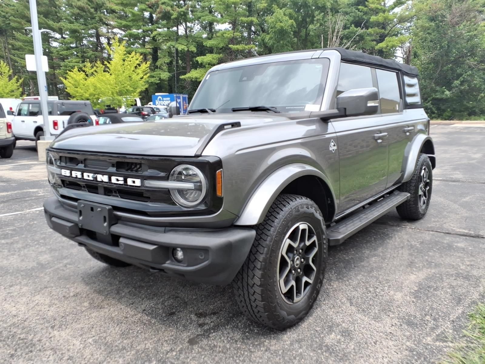 Used 2021 Ford Bronco Outer Banks AWD/4WD image 4