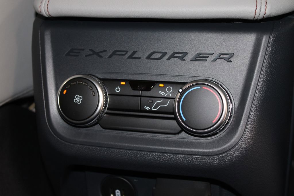 New 2026 Ford Explorer Active RWD image 35