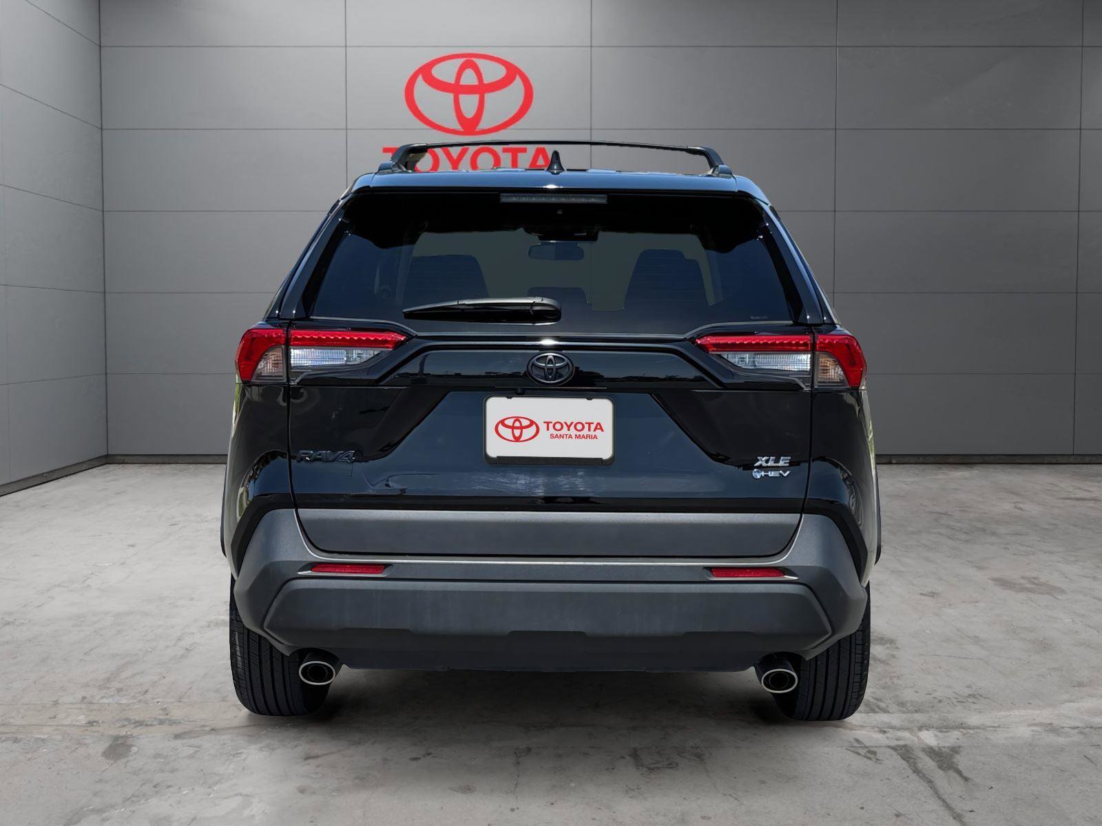 Certified 2025 Toyota RAV4 XLE w/ Convenience Package image 4