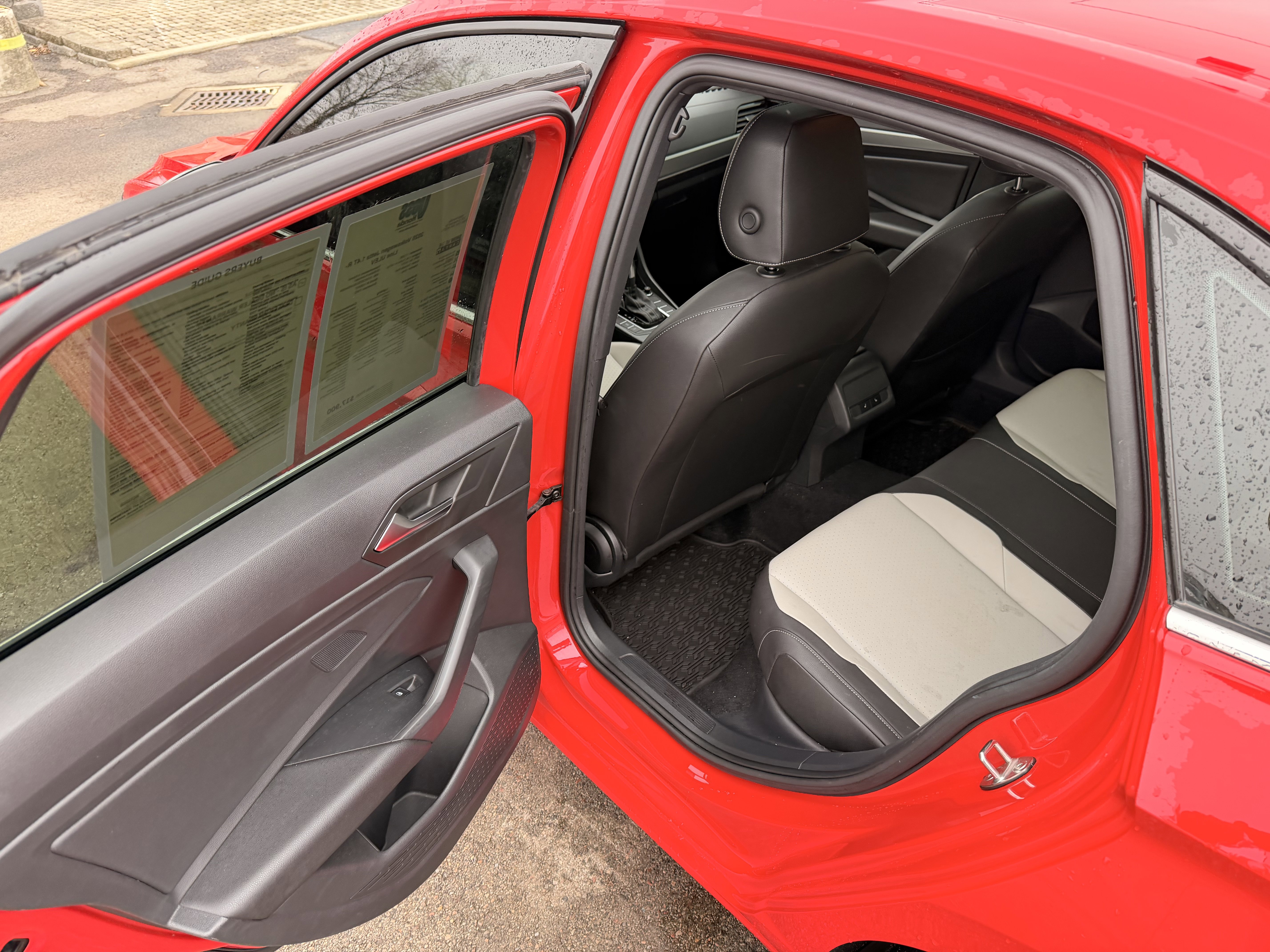 Used 2020 Volkswagen Jetta R-Line w/ R-Line Cold Weather Package image 12