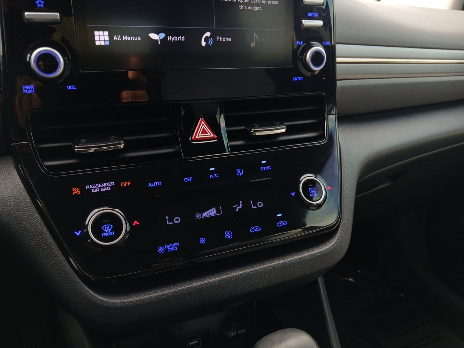 Used 2022 Hyundai Ioniq SE image 20