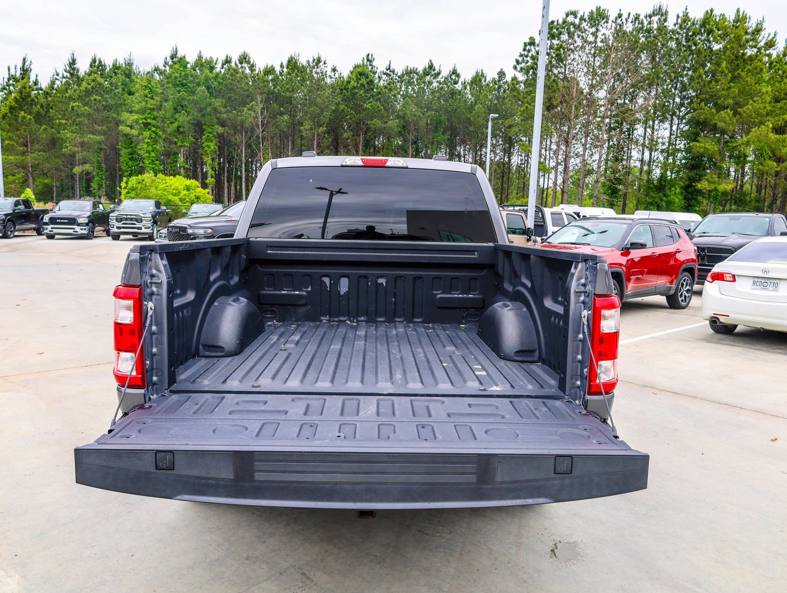 Used 2022 Ford F150 XL w/ STX Appearance Package RWD image 12