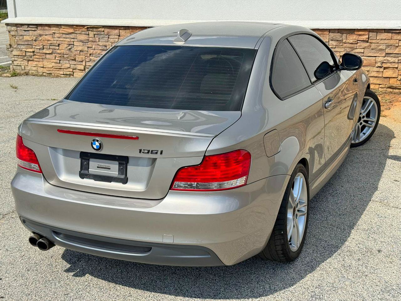 Used 2010 BMW 135i Coupe RWD image 8