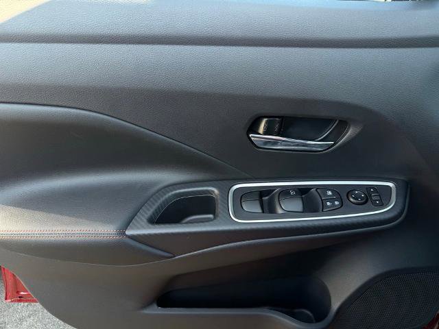 New 2025 Nissan Versa SR w/ Trunk Package FWD image 19
