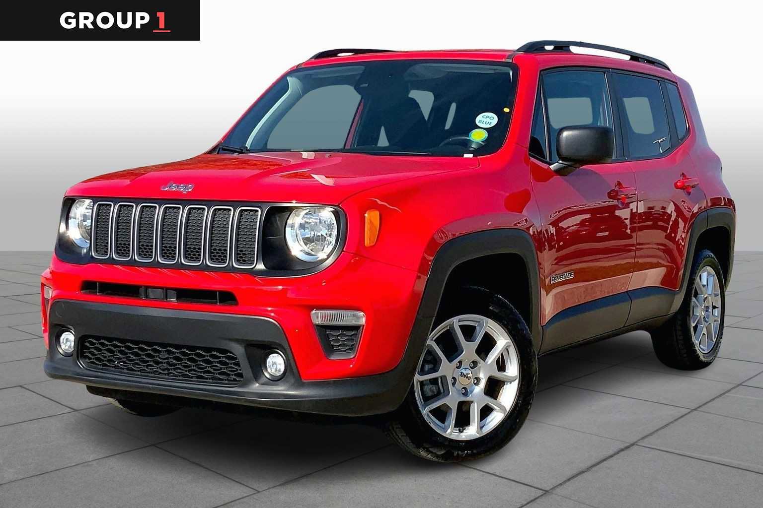 Used 2023 Jeep Renegade Latitude w/ Premium Group image 1