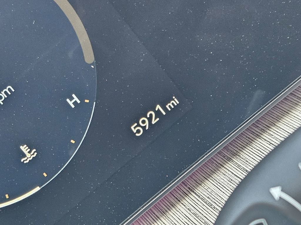 Used 2025 Hyundai Santa Fe Calligraphy image 12