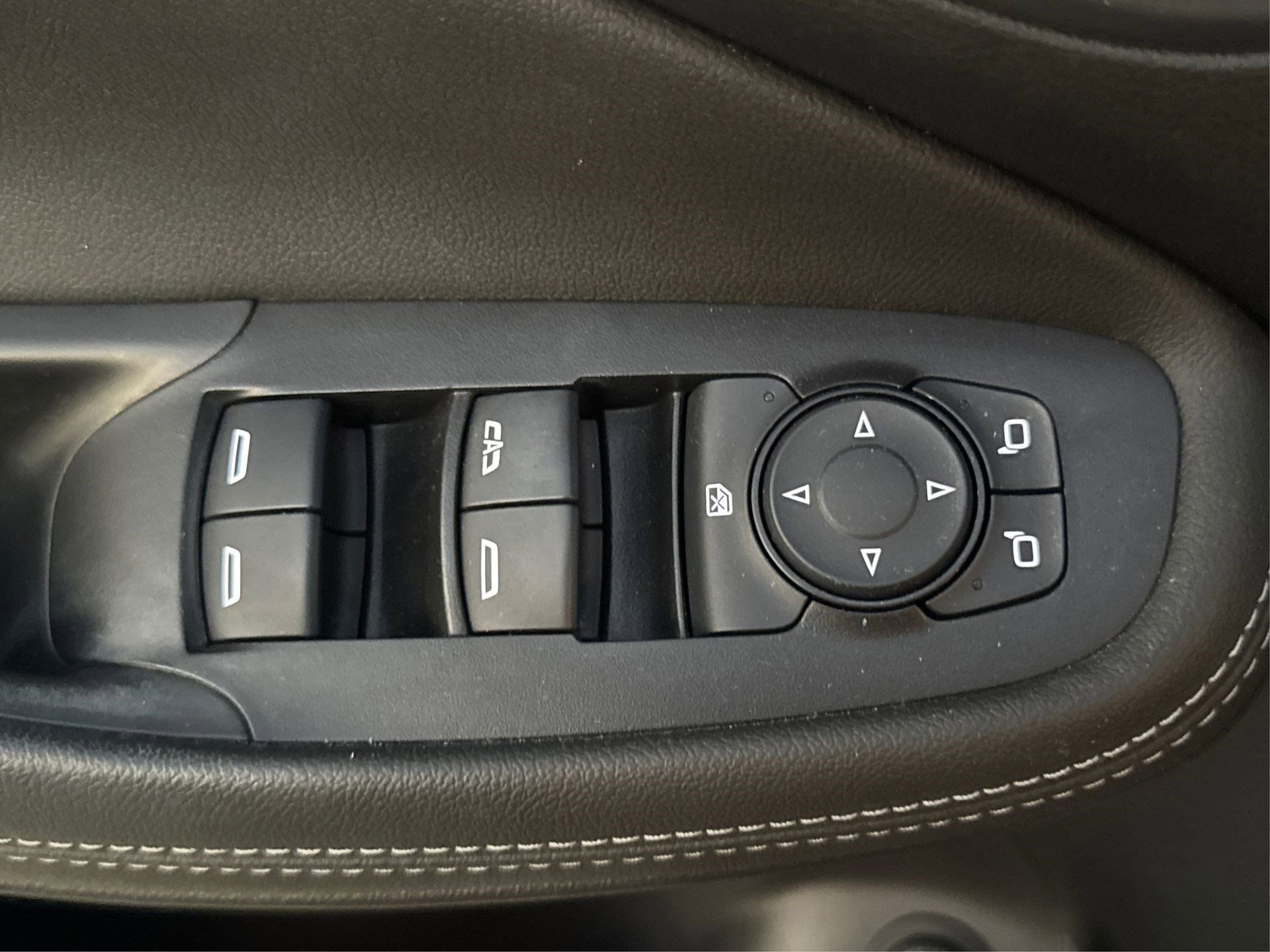 Certified 2023 Buick Encore GX Select w/ Sport Touring Package image 40