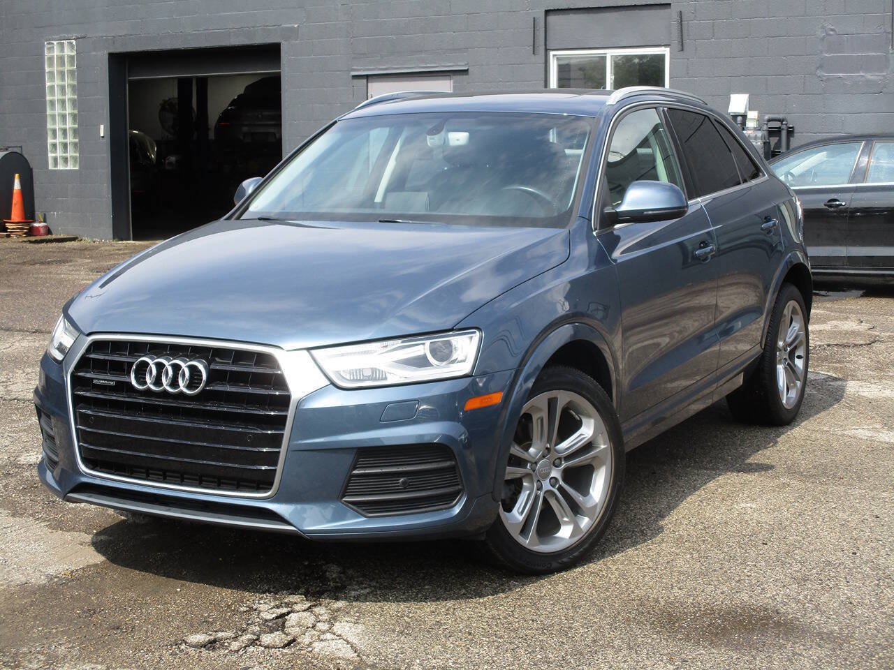 Used 2016 Audi Q3 2.0T Premium Plus w/ Technology Package