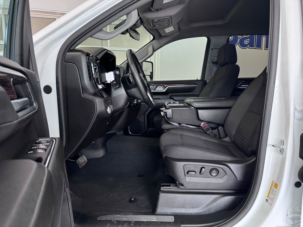 Certified 2025 GMC Sierra 2500 SLE w/ SLE Convenience Package AWD/4WD image 12