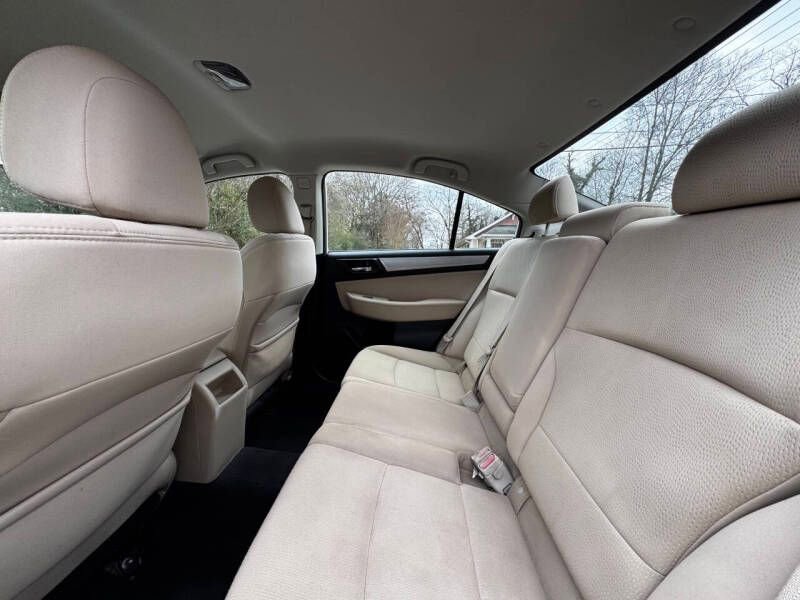 Used 2016 Subaru Legacy 2.5i Premium image 12
