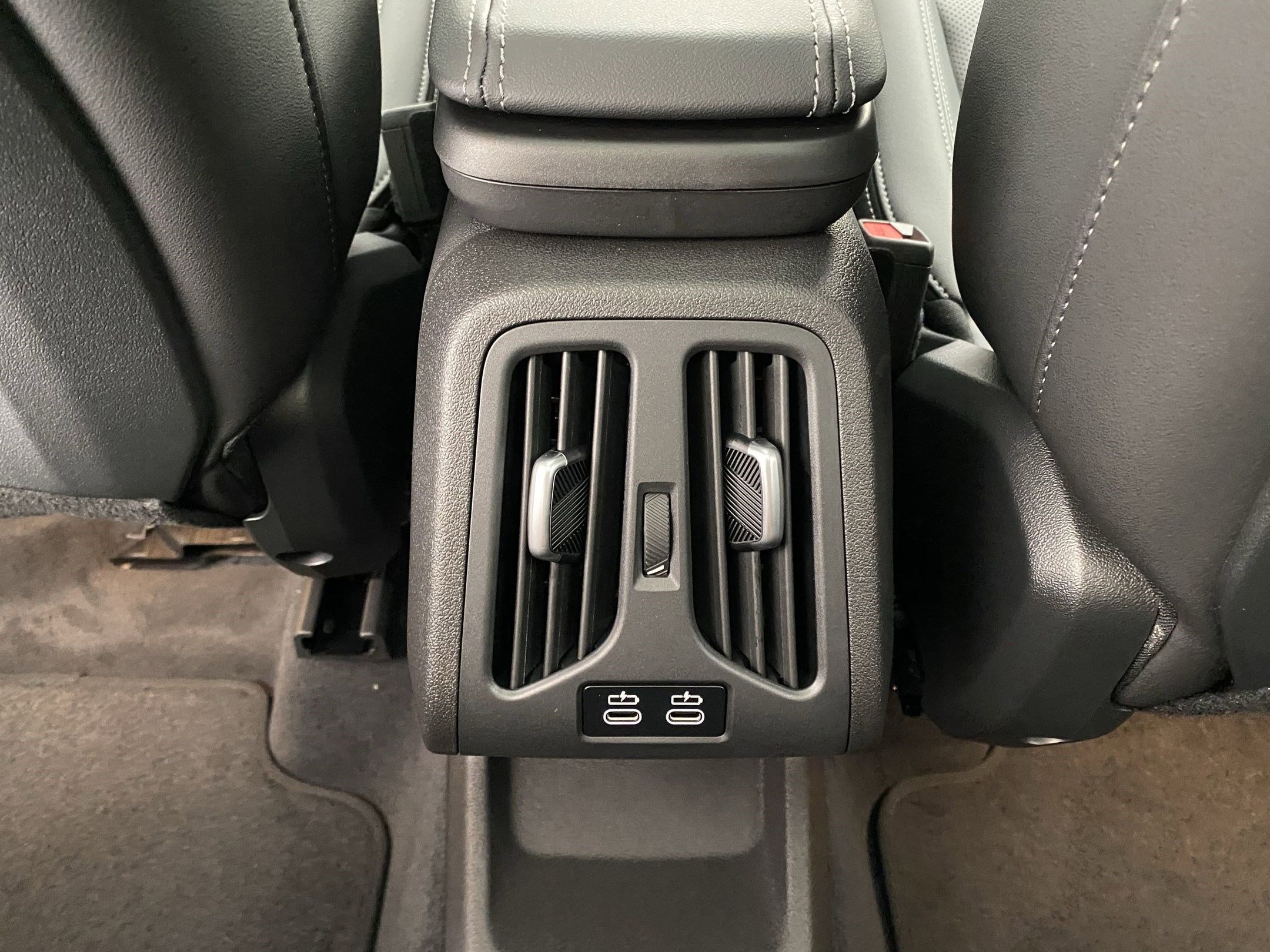 Used 2025 BMW X1 xDrive28i w/ M Sport Package image 28