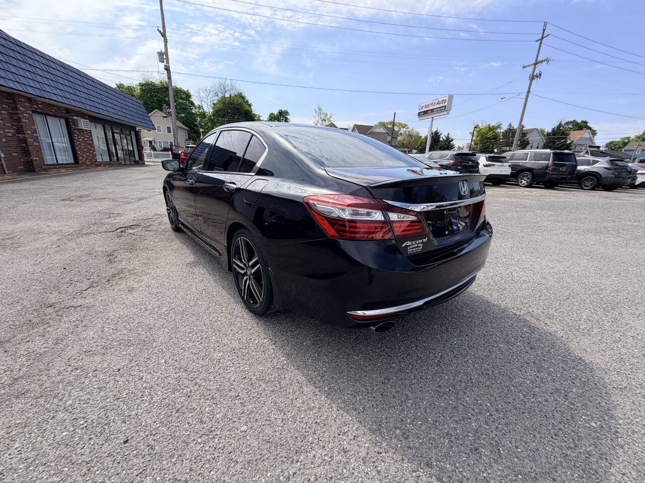 Used 2017 Honda Accord Sport image 44
