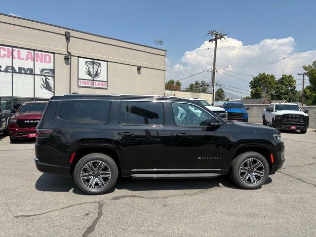 New 2025 Jeep Wagoneer 4WD w/ Convenience Group I image 8