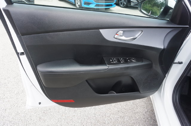 Used 2024 Kia Forte LXS FWD image 22