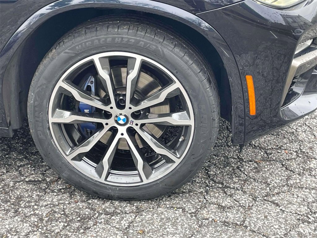 Used 2019 BMW X4 M40i w/ Executive Package image 9