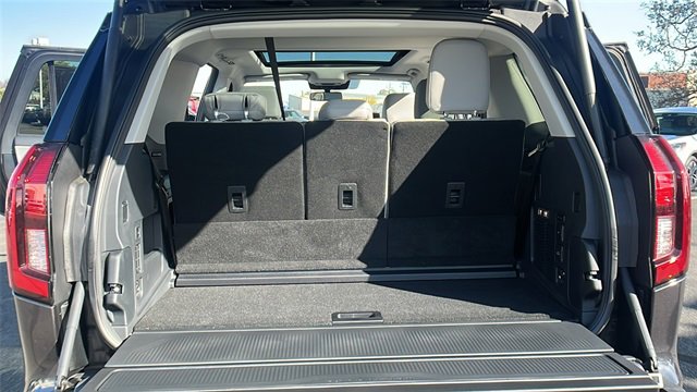 New 2025 Ford Expedition Active image 11