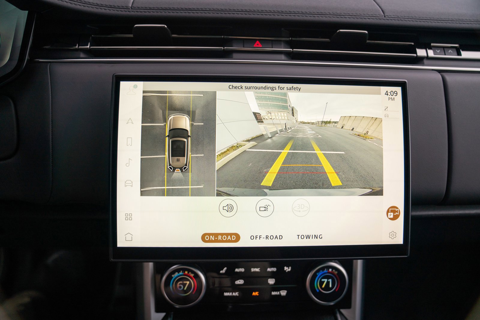 Used 2023 Land Rover Range Rover SE image 16