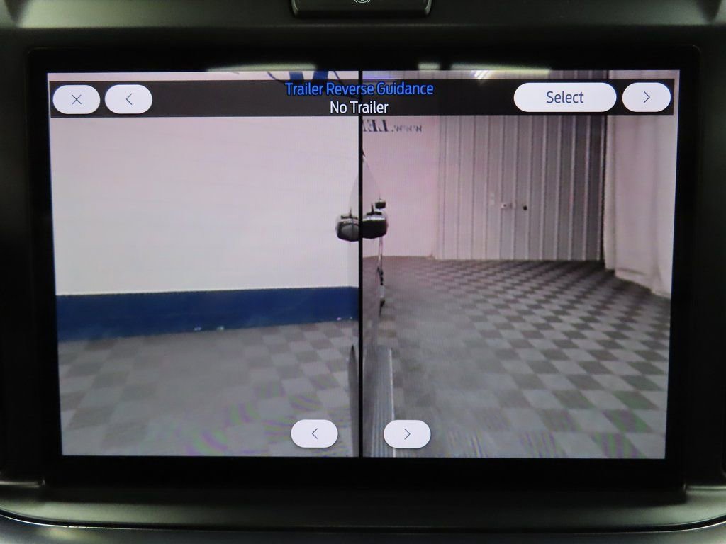 Used 2025 Ford F250 Platinum image 24