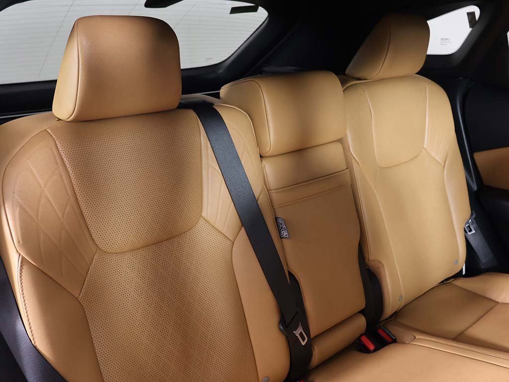 Used 2024 Lexus RX 350 w/ Convenience Package image 37