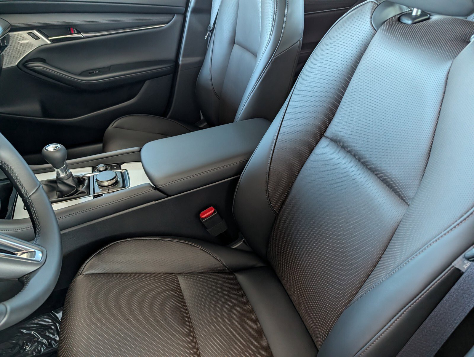 New 2026 MAZDA MAZDA3 2.5 S Hatchback w/ Premium Pkg image 8