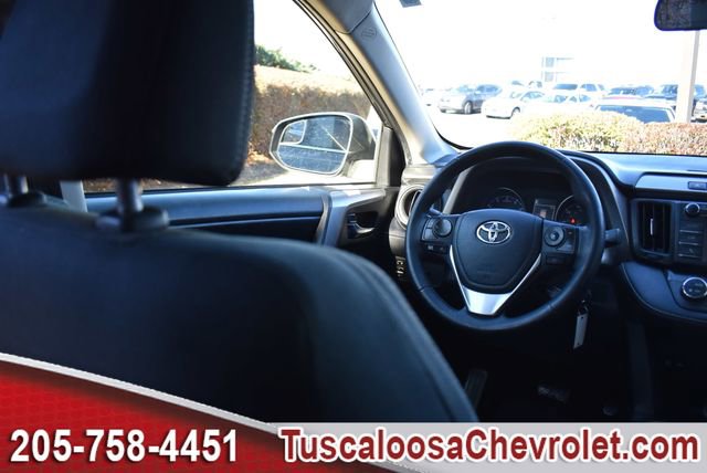 Used 2018 Toyota RAV4 XLE image 24