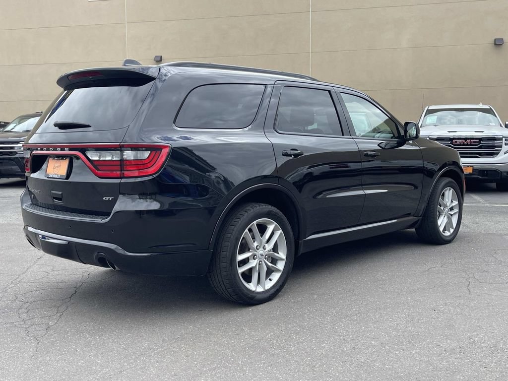 Used 2025 Dodge Durango GT AWD/4WD image 3