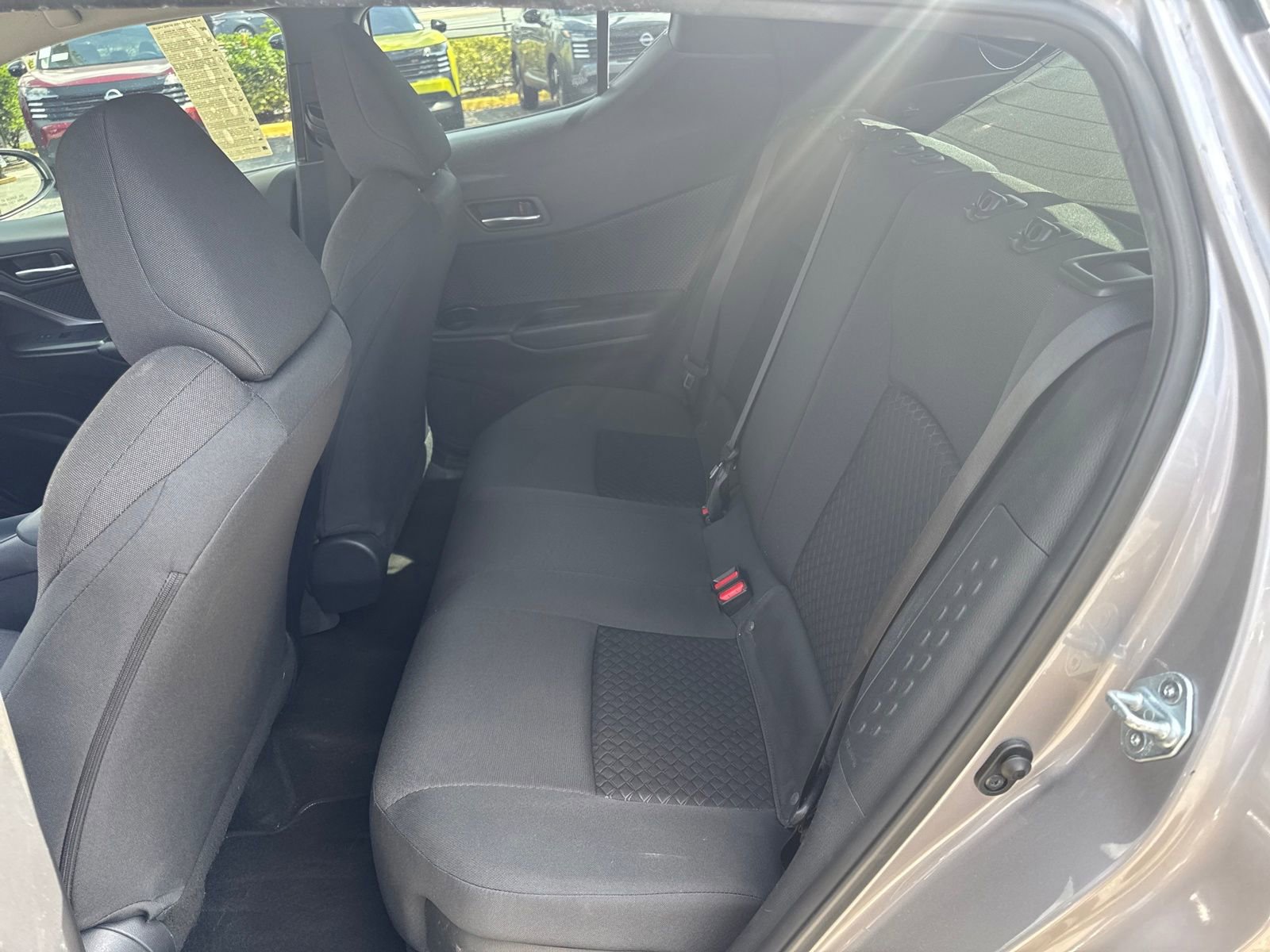 Used 2020 Toyota C-HR LE image 22