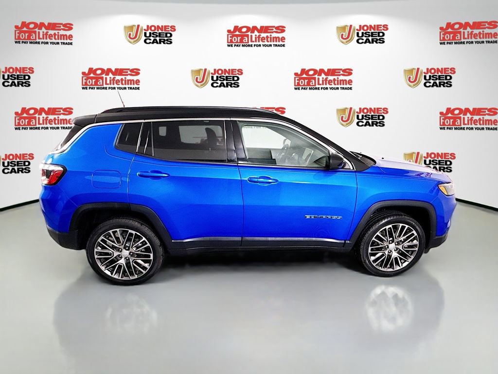 Used 2023 Jeep Compass Limited w/ Elite Group image 17