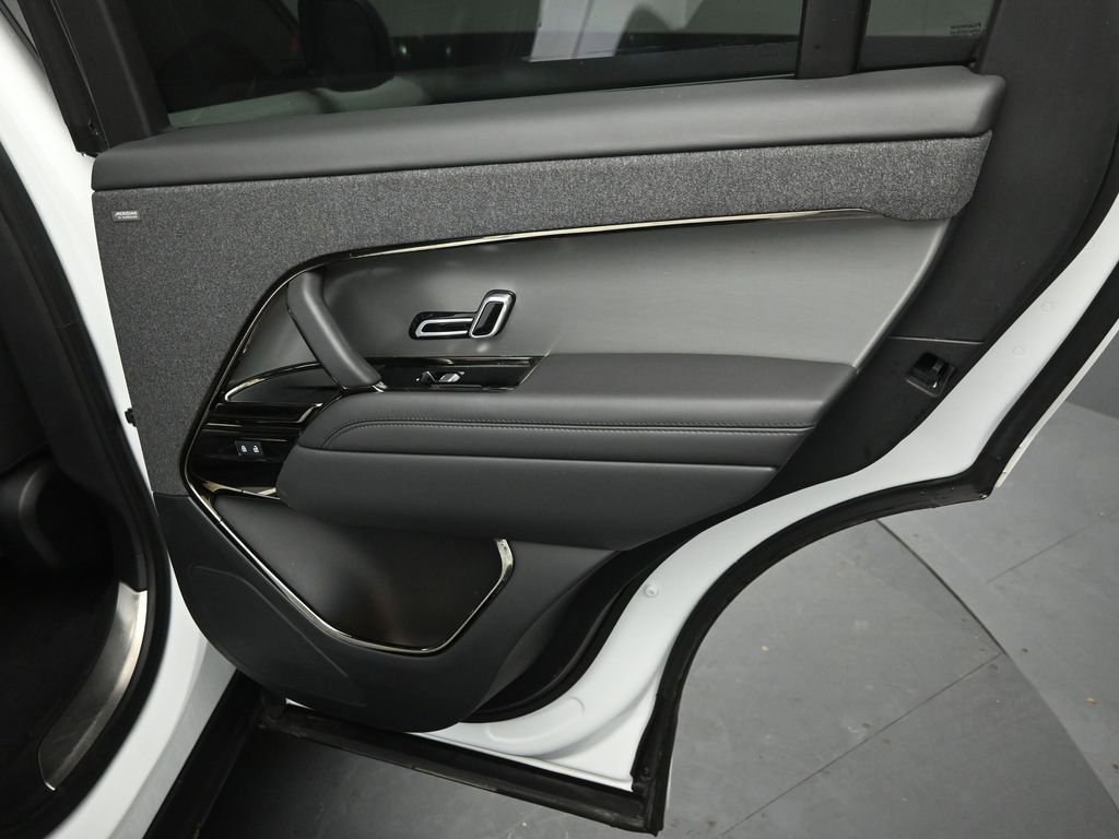 Used 2024 Land Rover Range Rover Sport Dynamic SE image 24