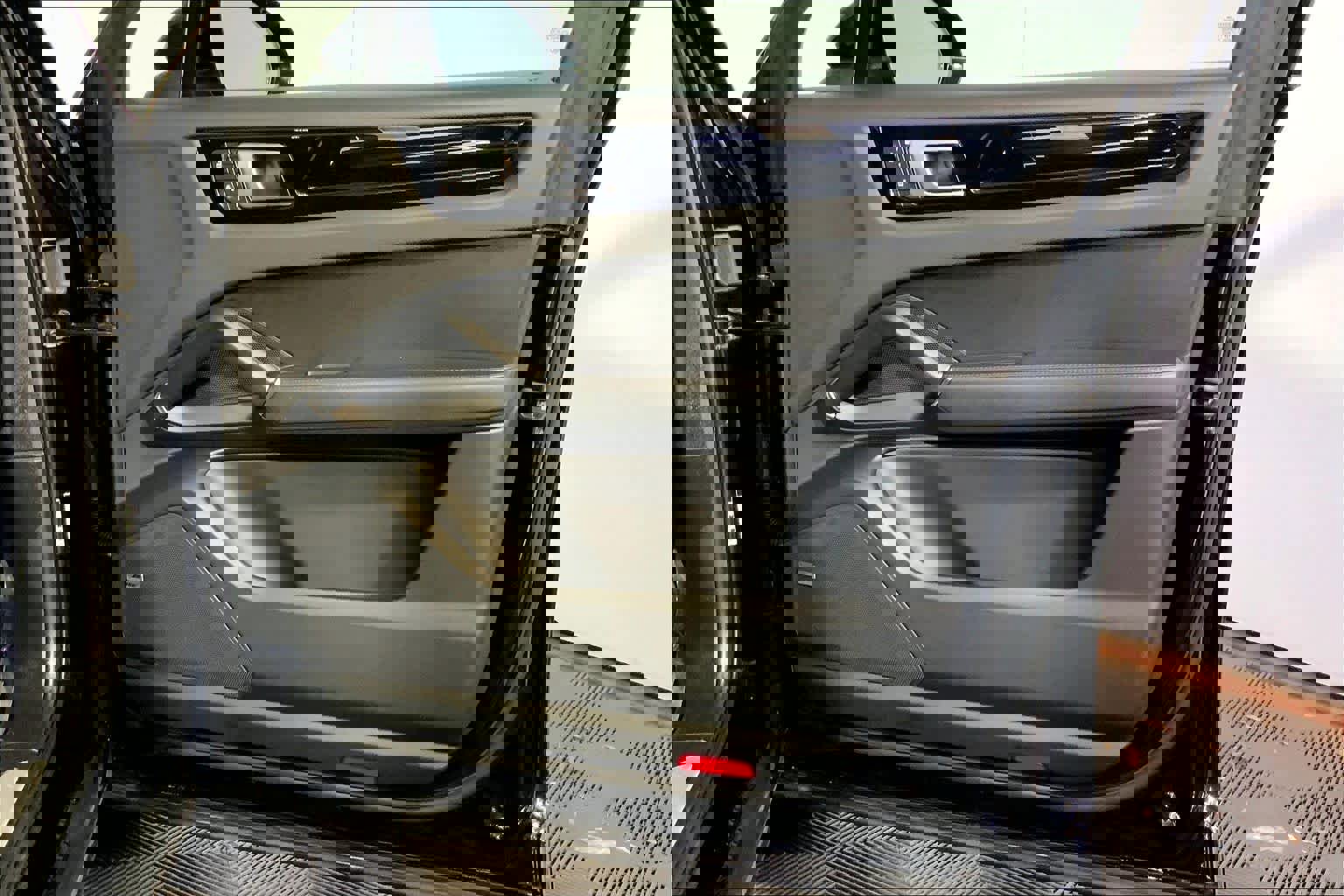 Used 2022 Porsche Cayenne image 52