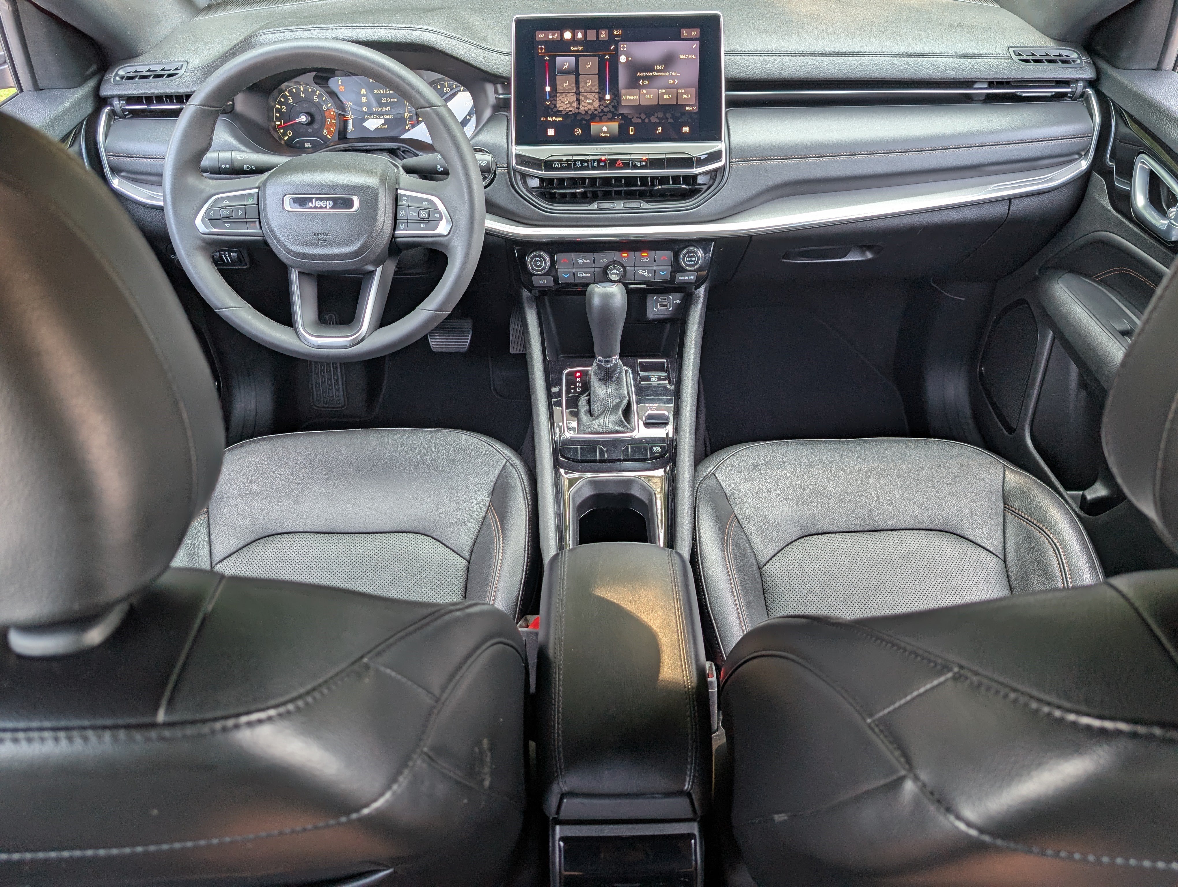 Used 2023 Jeep Compass Limited AWD/4WD image 22