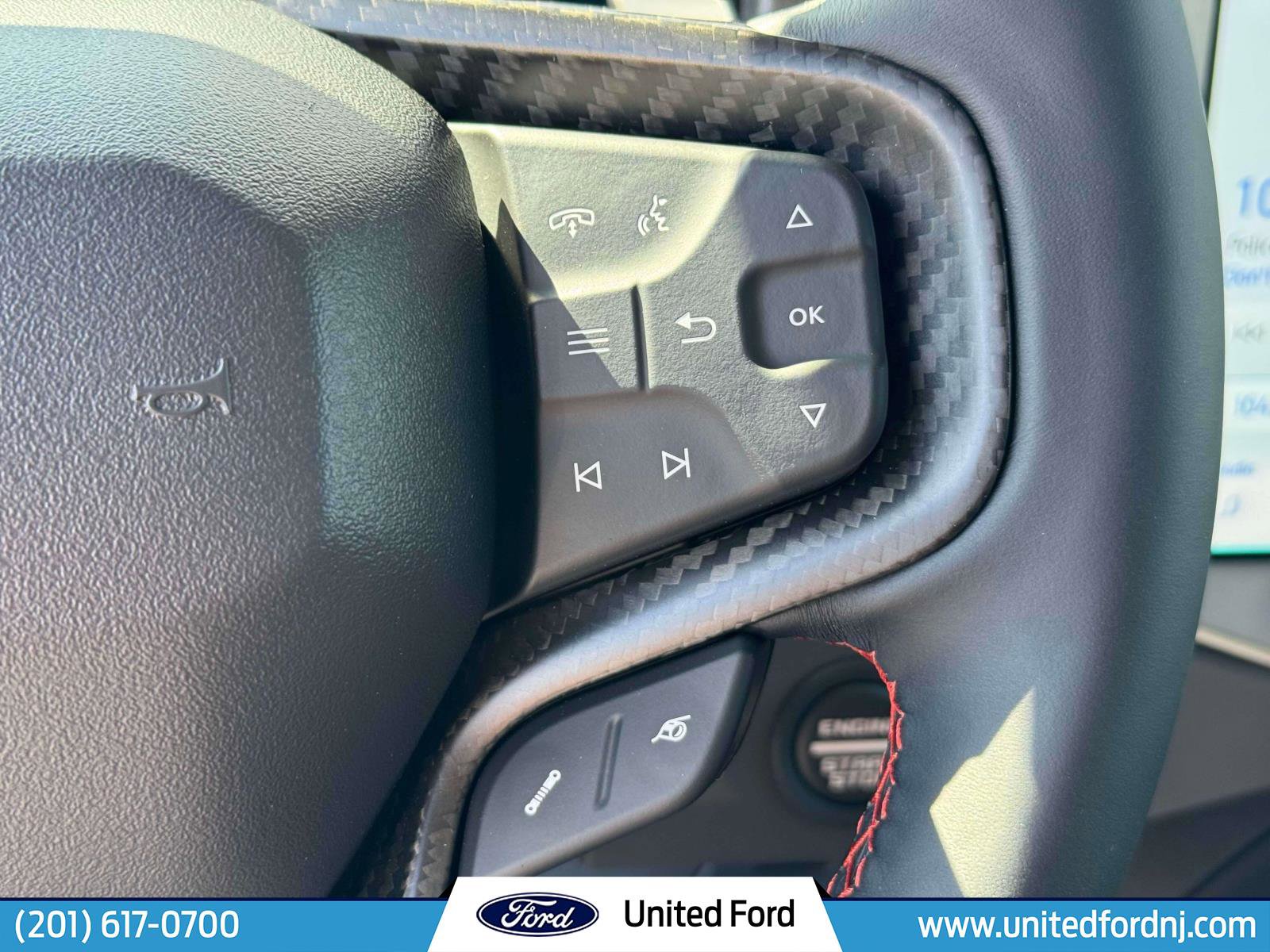 Used 2024 Ford Bronco Raptor w/ Interior Carbon Fiber Pack 6 image 25