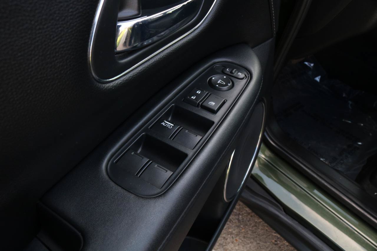 Used 2016 Honda HR-V EX-L image 16