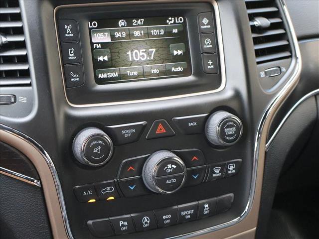 Used 2017 Jeep Grand Cherokee Limited AWD/4WD image 19