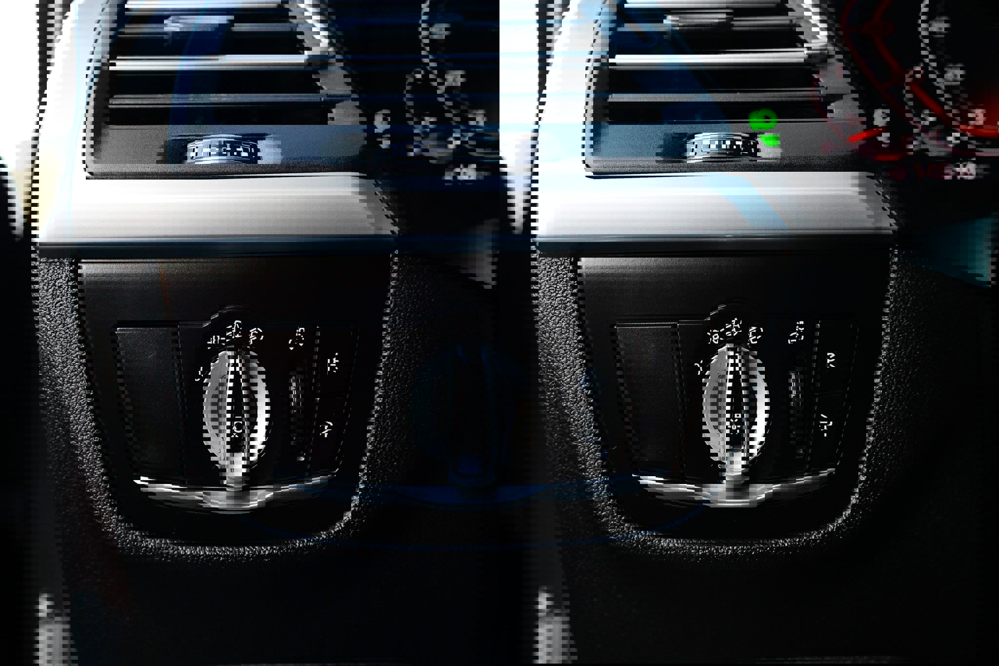 Used 2022 BMW X4 M40i w/ Premium Package image 44