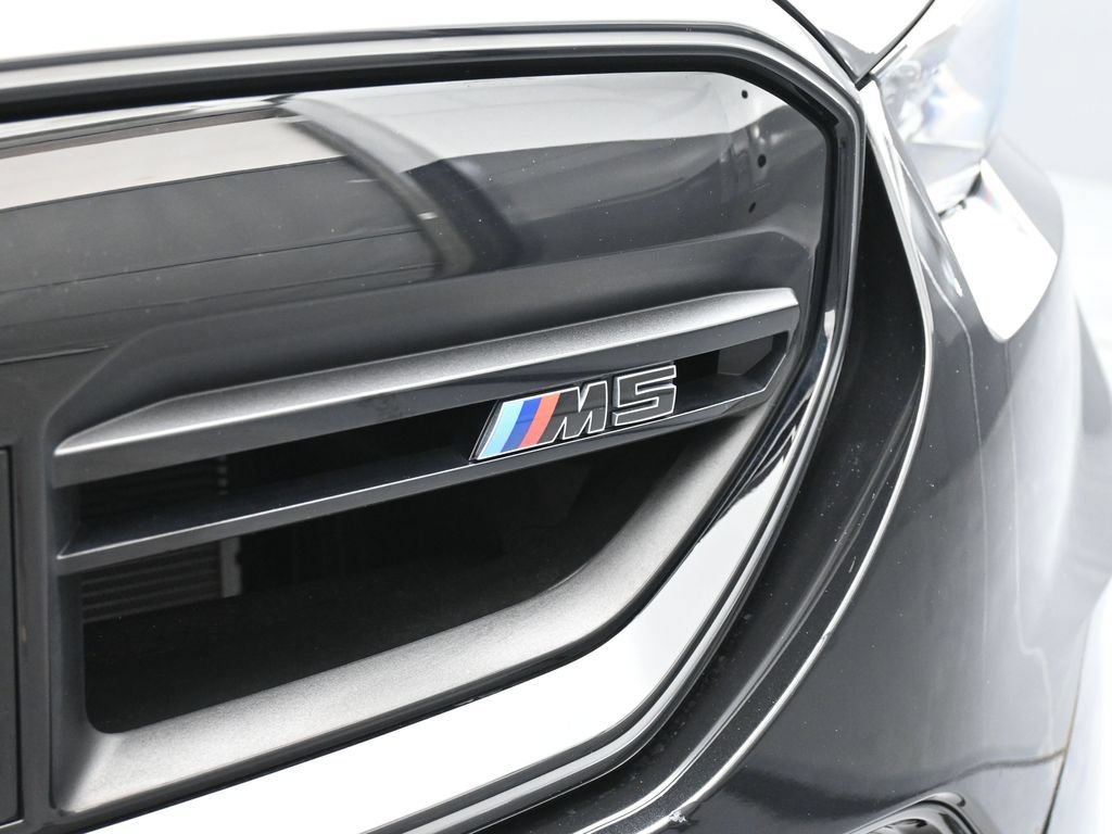 Used 2025 BMW M5 Touring AWD/4WD image 14