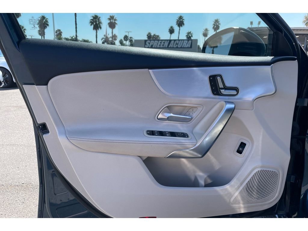 Used 2021 Mercedes-Benz A 220 image 10