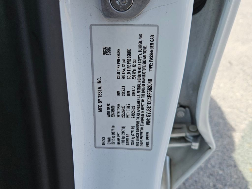 Used 2023 Tesla Model 3 Performance image 16