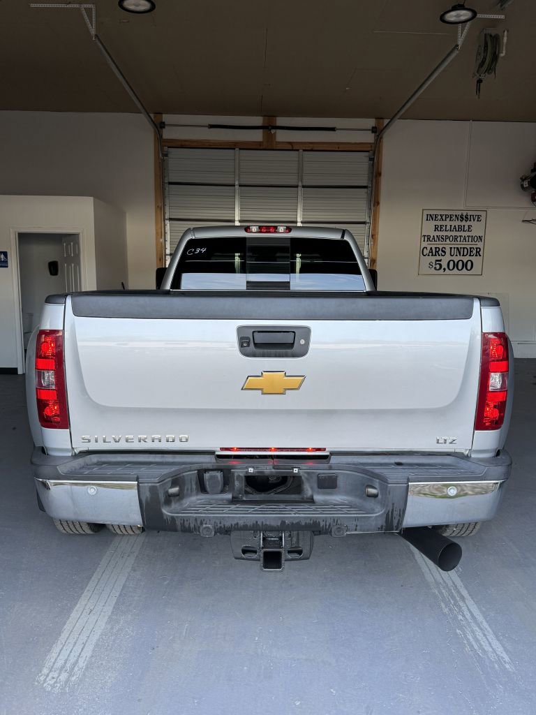 Used 2012 Chevrolet Silverado 3500 LTZ w/ LTZ Plus Package image 3