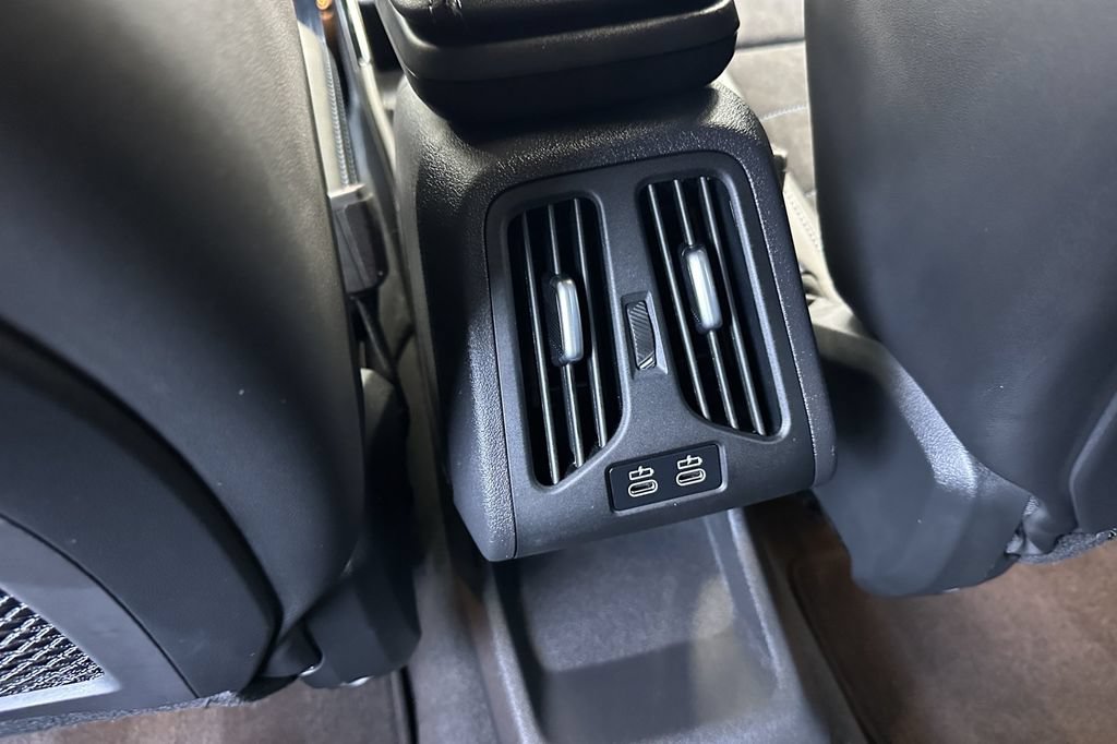 Used 2024 BMW X2 M35i AWD/4WD image 13